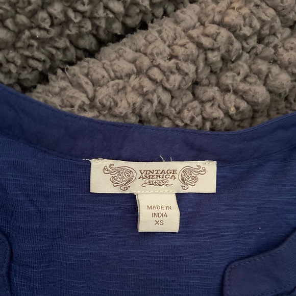 Blouse - Picture 2 of 2